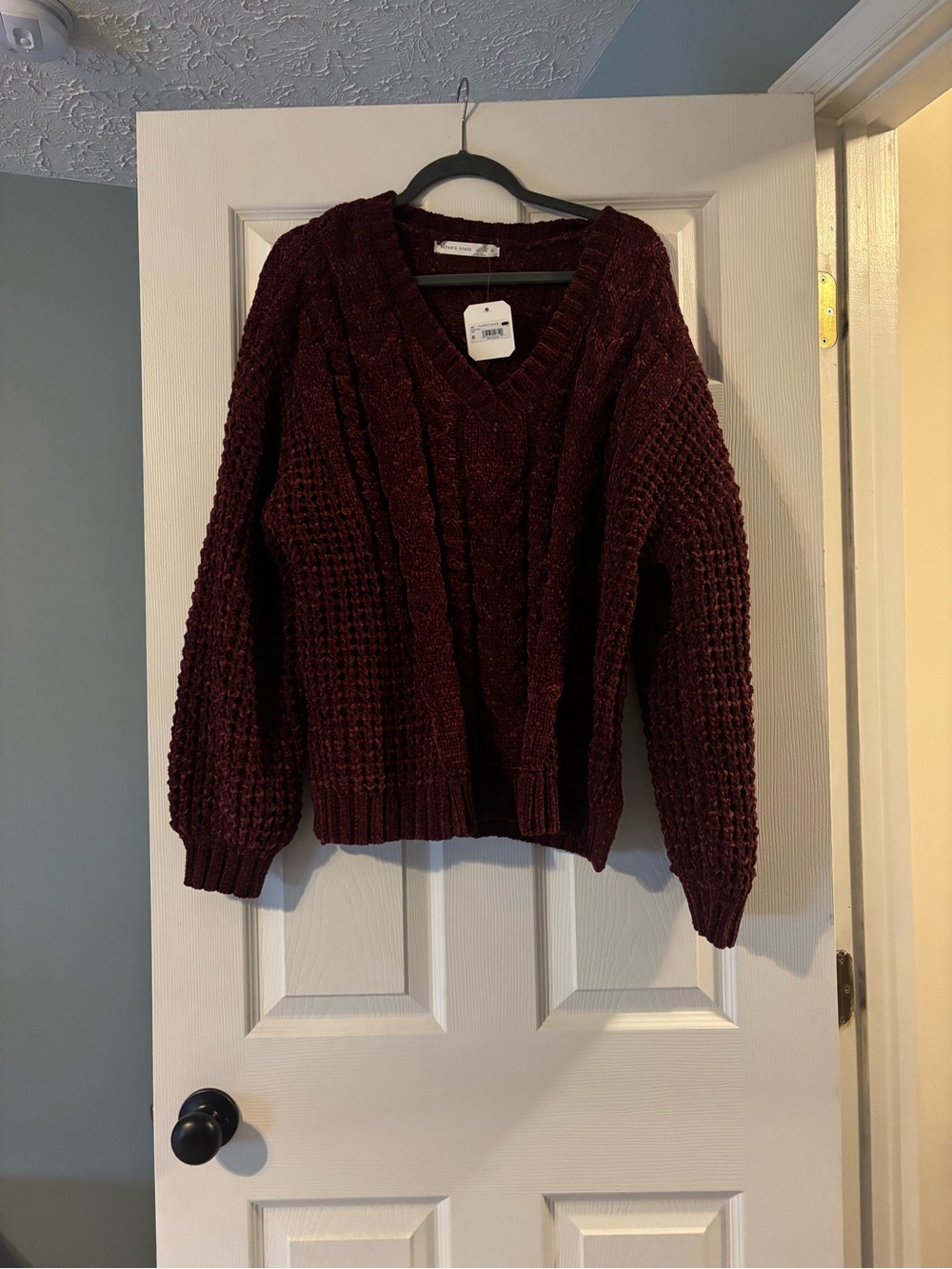 Altar'd State Cable V-Neck Sweater - Burgundy
